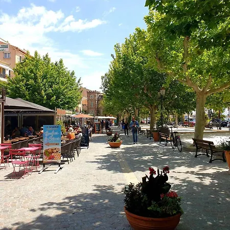 3 Pieces Avec Terrasse Au Lavandou, Proche Plages Et Commerces - Fr-1-251-582 Le Lavandou